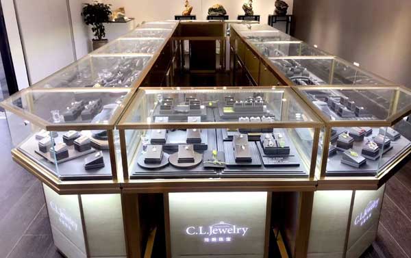 鴻鈦展示柜藝術品 鴻鈦展示柜藝術品