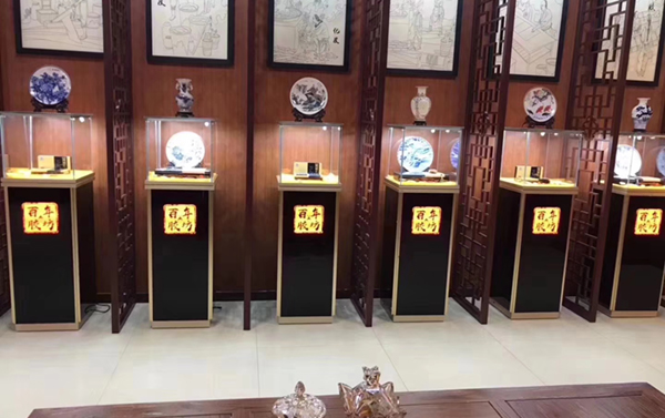 定制珠寶展柜,玻璃展示柜臺,玻璃展柜廠家 定制珠寶展柜,玻璃展示柜臺,玻璃展柜廠家