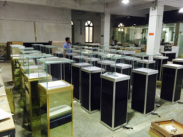 鴻鈦珠寶展柜廠家,展柜廠家定制,定制玻璃珠寶展示柜 鴻鈦珠寶展柜廠家,展柜廠家定制,定制玻璃珠寶展示柜