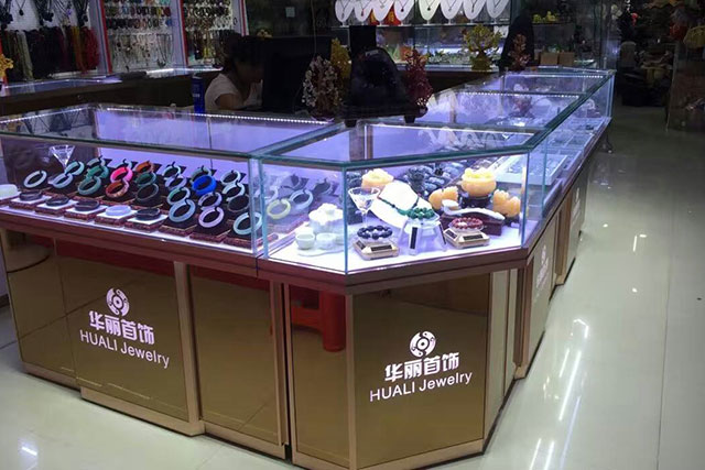 濟南珠寶柜臺制作定制選擇三要素 濟南珠寶柜臺制作定制選擇三要素